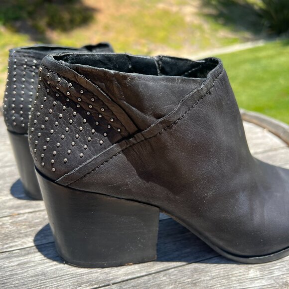 1 State - Black Leather - Small Studded Booties - Y2K - Size 9 / 39 - Picture 4 of 13